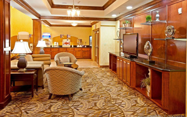 Holiday Inn Express & Suites Lexington Dtwn Area-Keenland by IHG