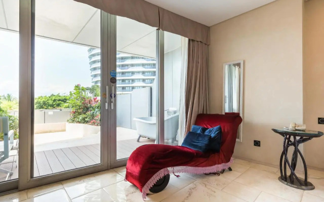 Sanya phoenix island yuejia holiday apartment