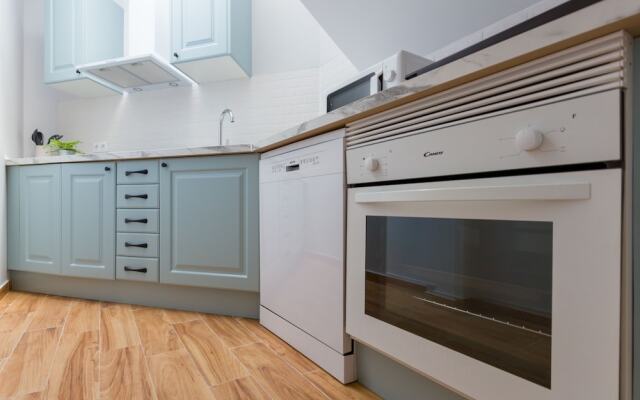 Renthas Huelin Beach