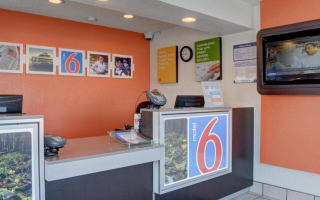 Motel 6 Salem, OR