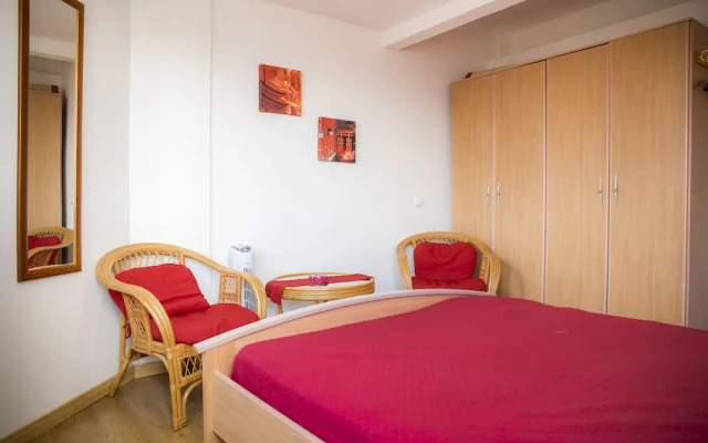 A12 - Praia da Luz Studio Apartment by DreamAlgarve