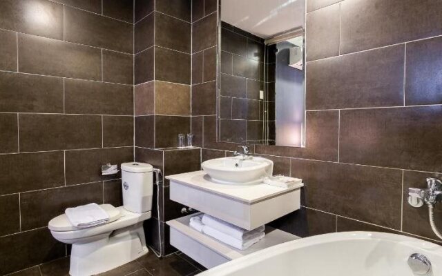 HANZ Friday City View Hotel