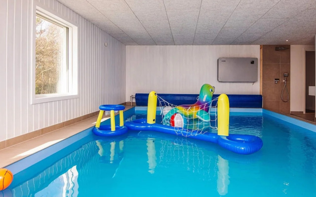 12 Person Holiday Home in Ebeltoft
