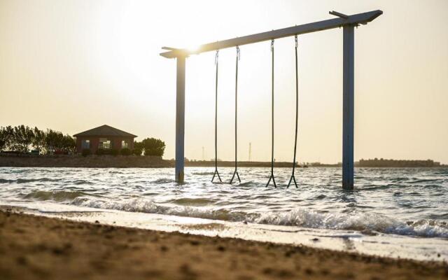 Golden Marina Resort