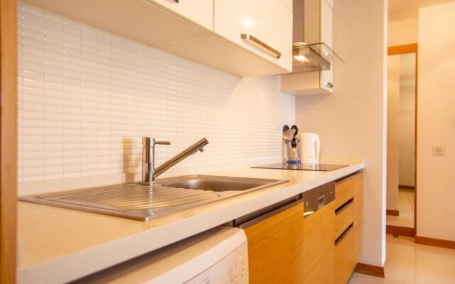Pleasant Flat Close to Various Malls in Cigli