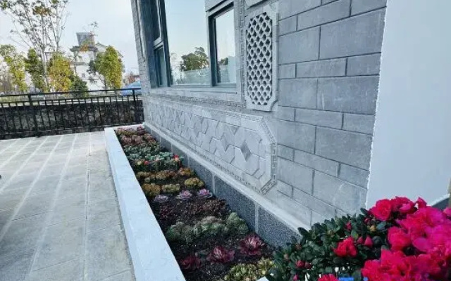 Dali Qiyue Lantian Homestay (Covered Bridge)