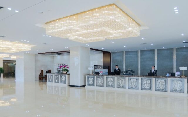 Hundred Hotel