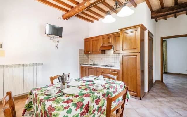 Grano Apt With Pool Near Volterra