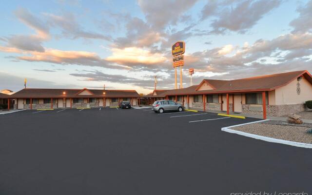 Best Western Western Skies Inn