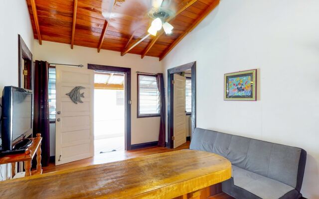 Caye Caulker Cabanas