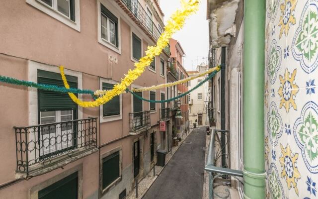 Amazing 3-bedroom Apartment in City Center - Fits 8