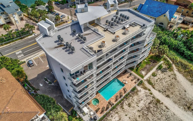 Oceana 202 West