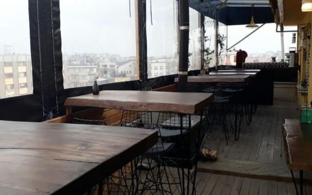 Argeon Luxury Hostel