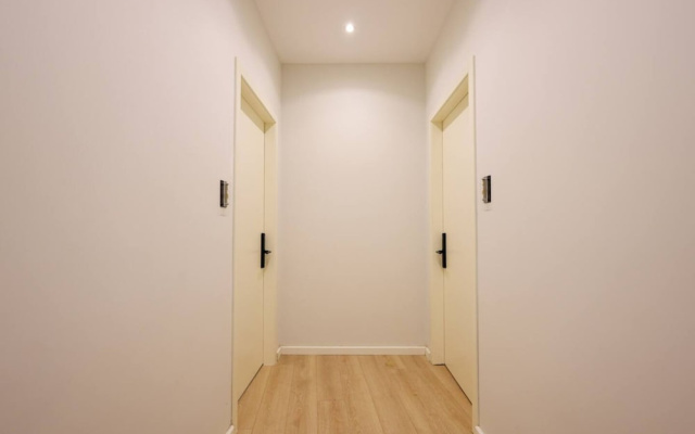 Heart of Durres Apartment 02