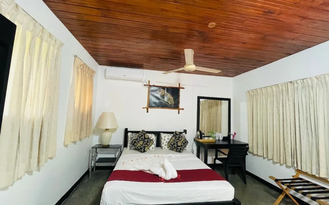 Udawalawe Safari VIllage By Plateeno