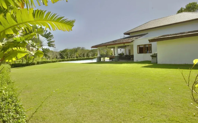 Villa MB