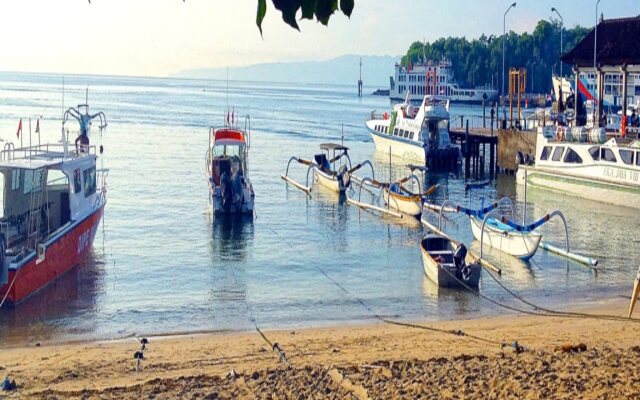 Bloo Lagoon Eco Village