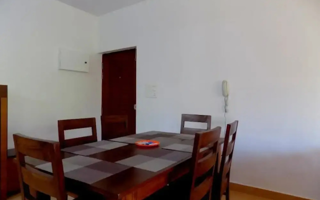 Modern Apartment near Club Cabana- CM035