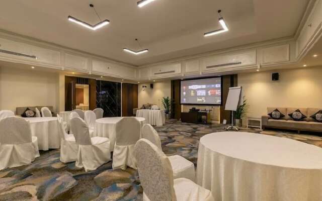 Royal Boutique Hotel