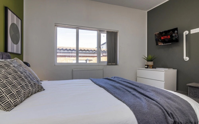 Itsimple Stay Suites