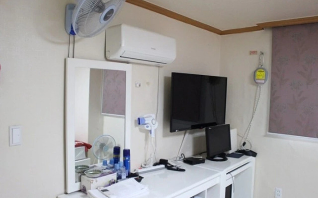 Avishong Motel