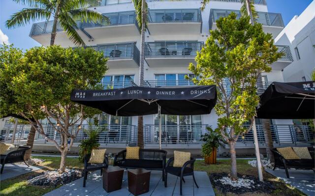 Riviera Hotel South Beach