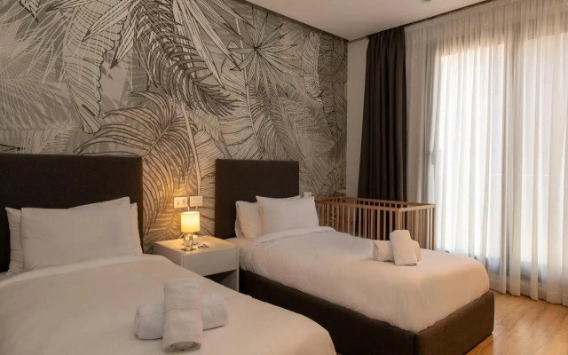 Rivera at Silver palm near The Waterway