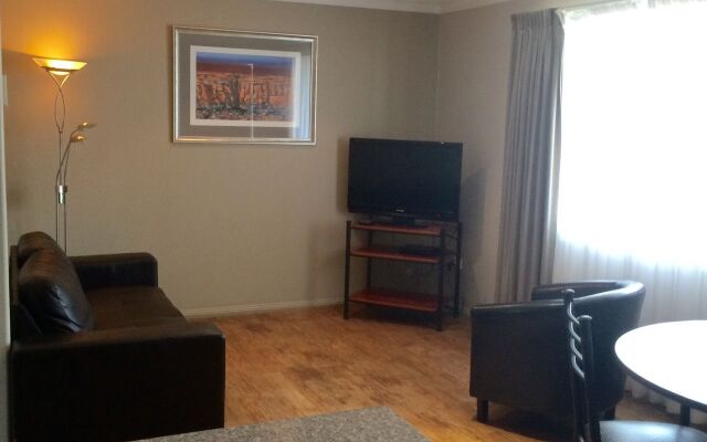 Edward Parry Motel & Apartments