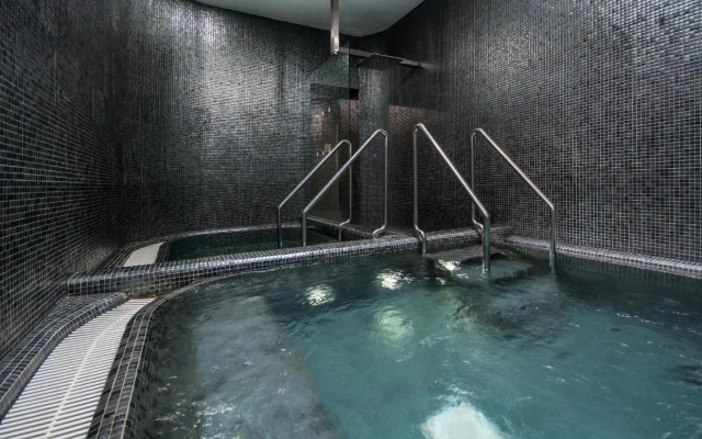 Luxury Spa & Wellness Hotel Prezident