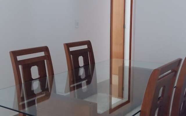 Apto alto padrão com piscina