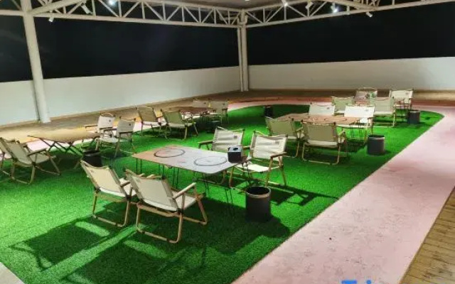 Qingcheng · Fange Private Hot Spring Vacation Apartment (Qingchengshan High-Speed Railway Station)