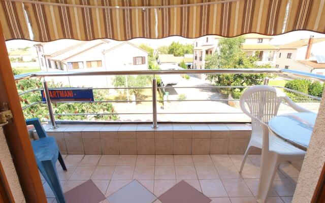 Apartments Orange 709