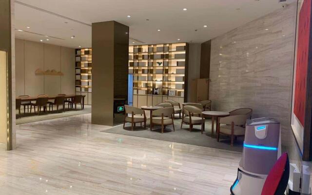 Ji Hotel Nanjing South Railway Station South Square