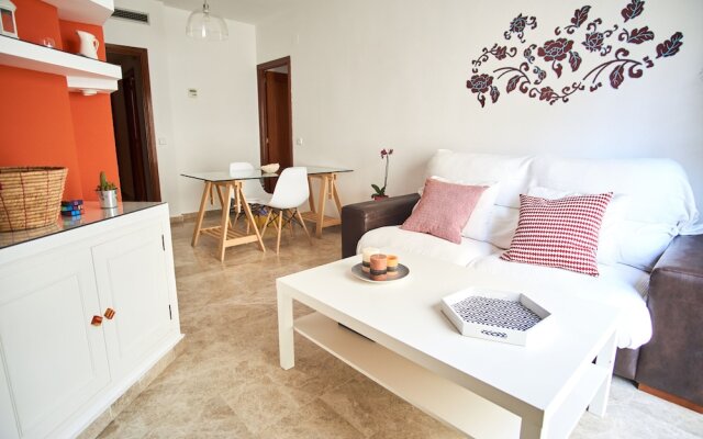 Charming Apt. with parking in Sevilla center