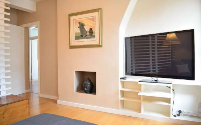 Stunning 3-bed Apartment Next To Tower Bridge