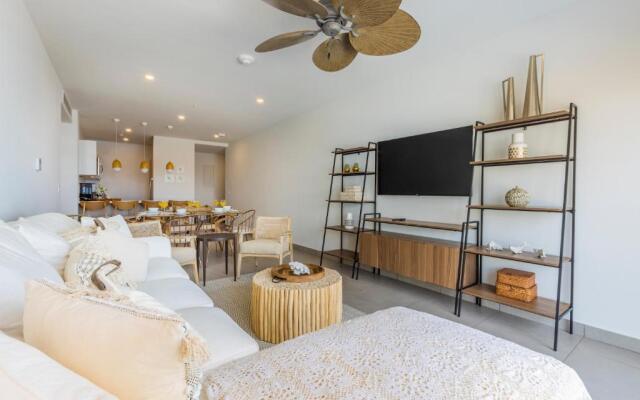 Experience the Groovy Harbour House Lifestyle