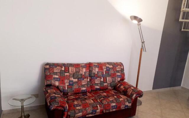 Tahiti House Stagnone