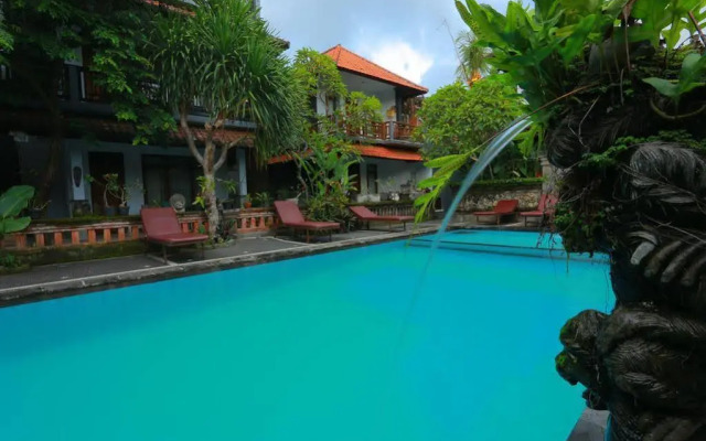 Warsa's Garden Bungalows And Spa