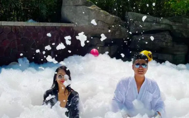 Holiday Inn Dalian Hot Spring