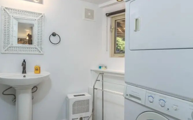 Marys Beach Bungalow