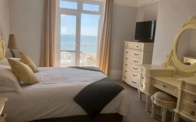 Clifton Seafront Apartments