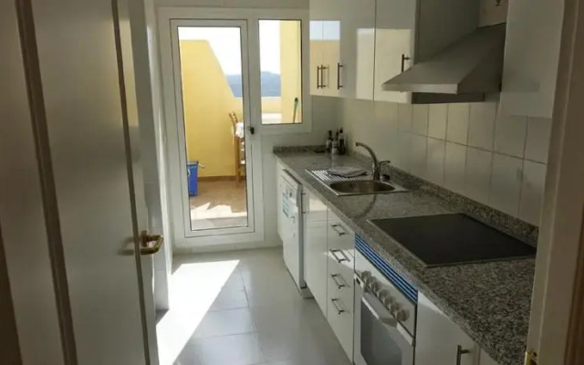 Penthouse in Duquesa between Marbella and Gibraltar