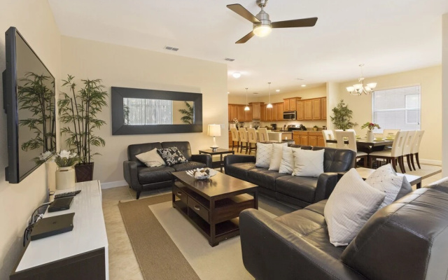 Paradise Palms 8941 A
