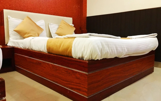 OYO 26563 Safar Residency