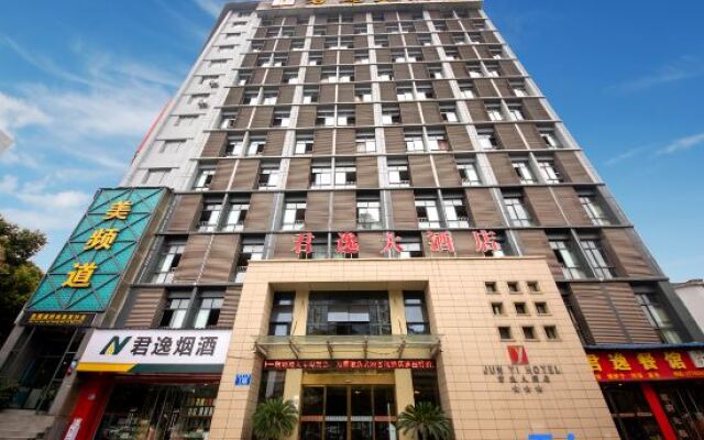 Junyi Hotel