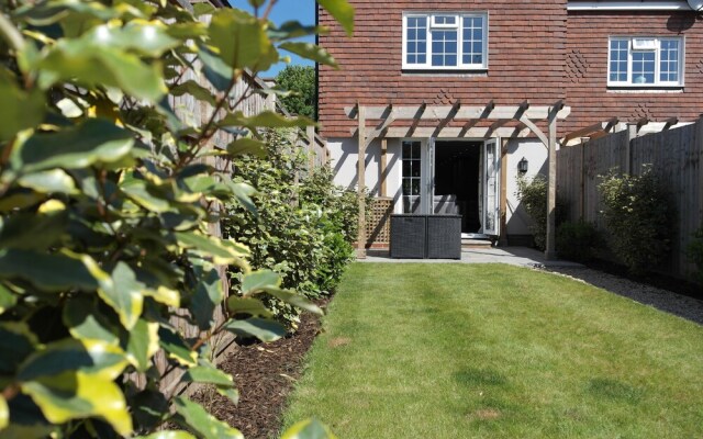 Westhampnett House , Chichester 492113