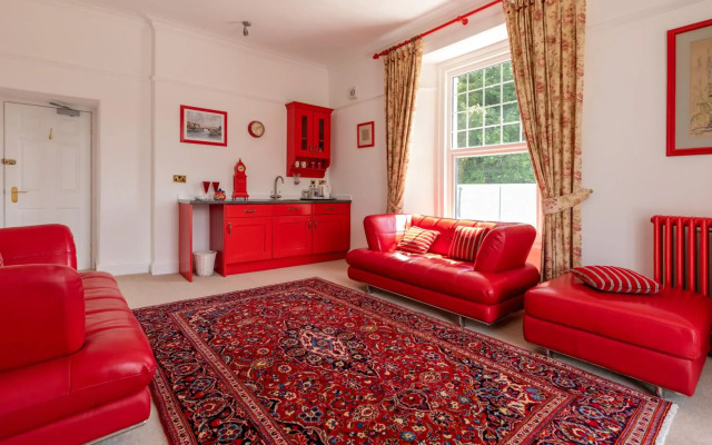 Plas Maenan Country House