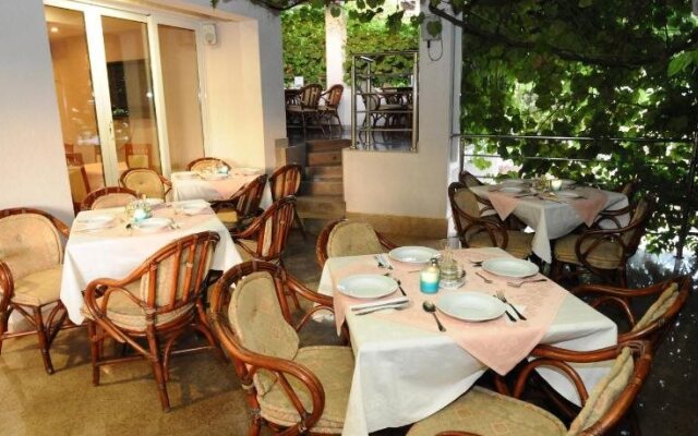 Hotel Anita