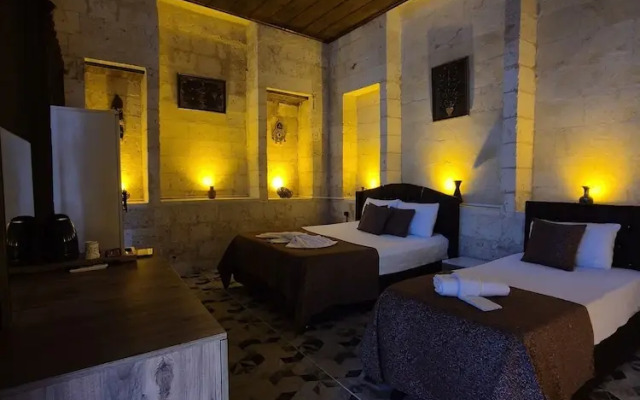 Şanliruha Konukevi ve Sira Geceleri