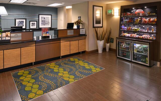 Hampton Inn Portland East